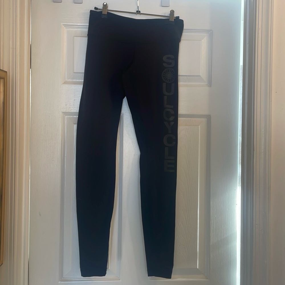 - Lululemon SoulCycle tights - sz6/30” inseam